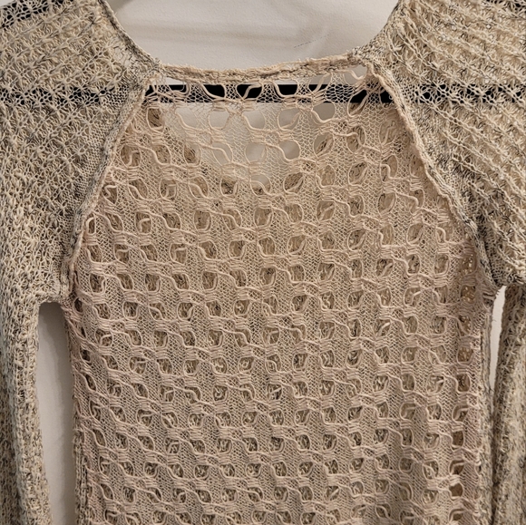 Loose knit long-sleeve sweater - Picture 5 of 6